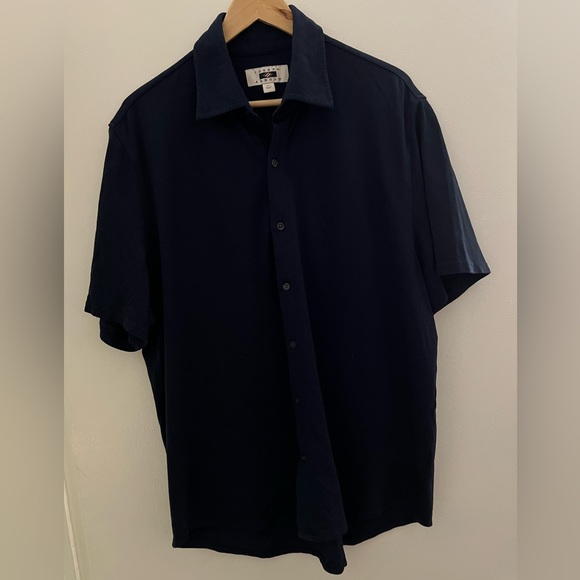 Mens button down shirt size XL. Navy blue by Joseph Abboud. Worn once! EUC - Picture 7 of 7